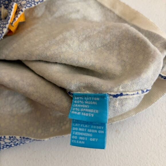 J McLaughlin Sweater Women's Small Cardigan Printed Knit Crew Neck Preppy - Picture 7 of 8